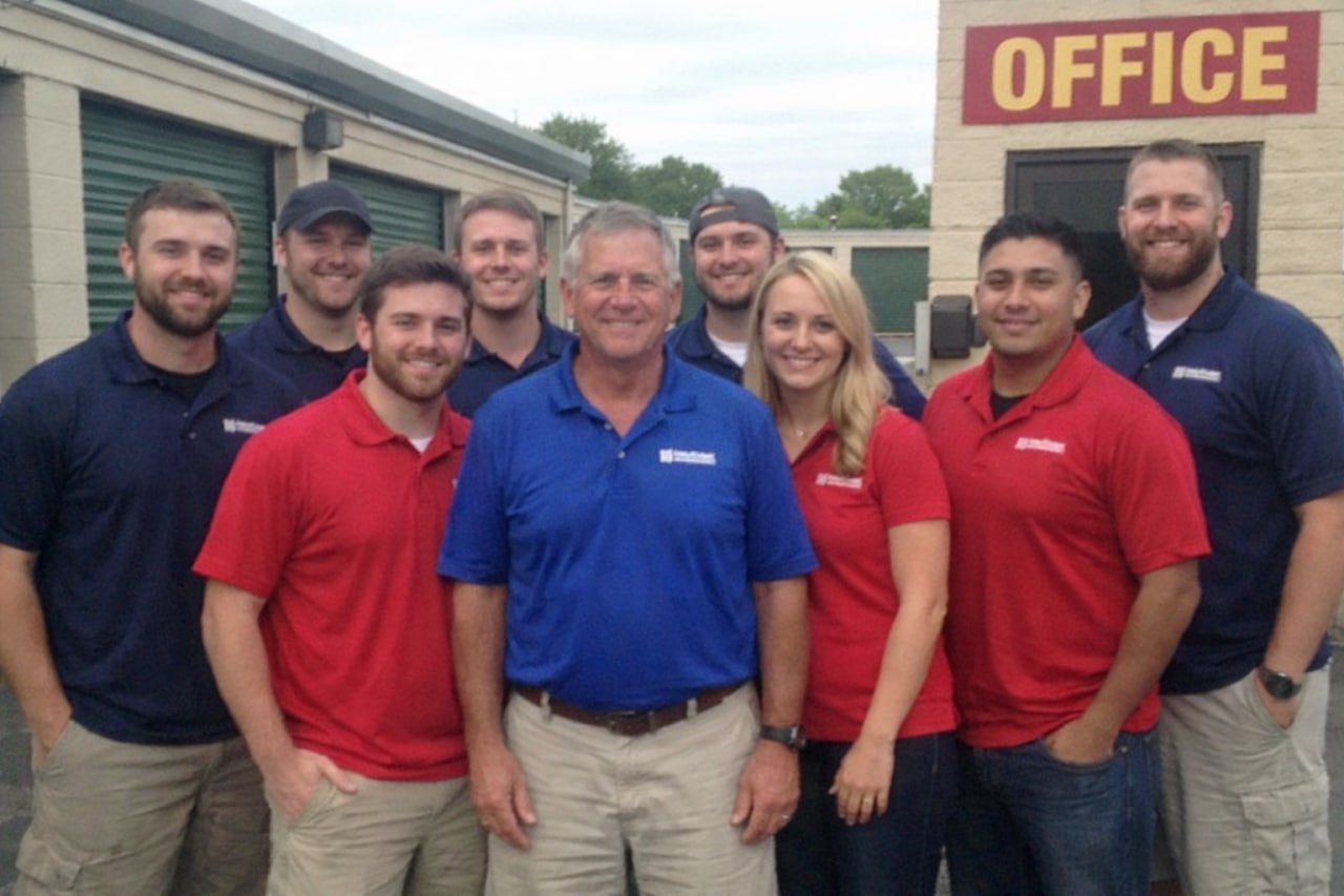 Water damage restoration professionals in Hartford, CT